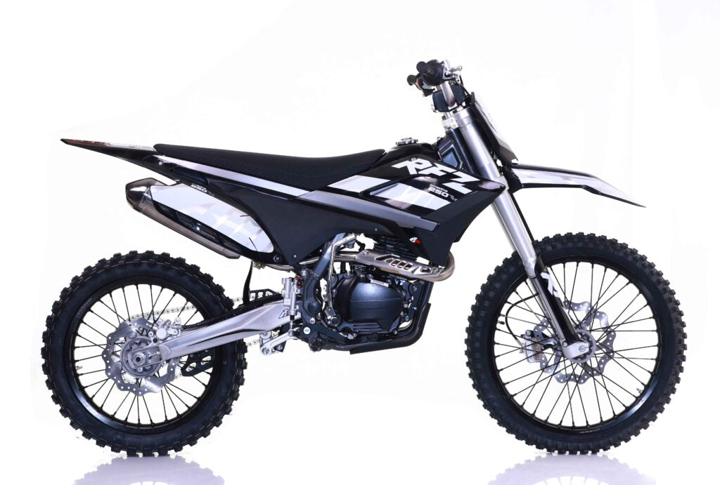 Apollo Thunder 250cc Dirt Bike
